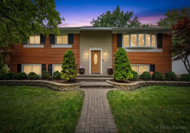 Photo 1 of Single family home for sale at 1205 E Patten Dr, Palatine, IL 60074 | MLS# 12790542 | Listing updated on 2026-10-27