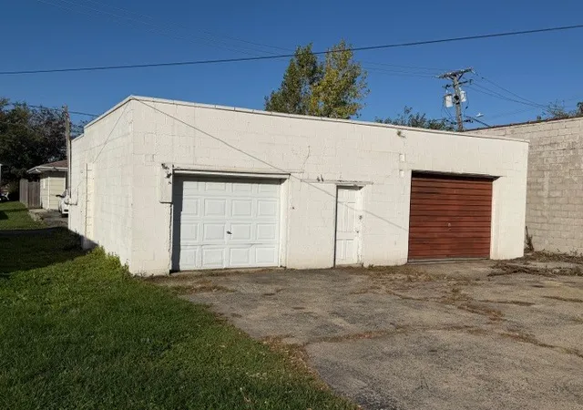 Photo 1 of Single family home for sale at 1523 N Raynor Ave, Joliet, IL 60435 | MLS# 12790563 | Listing updated on 2026-10-22