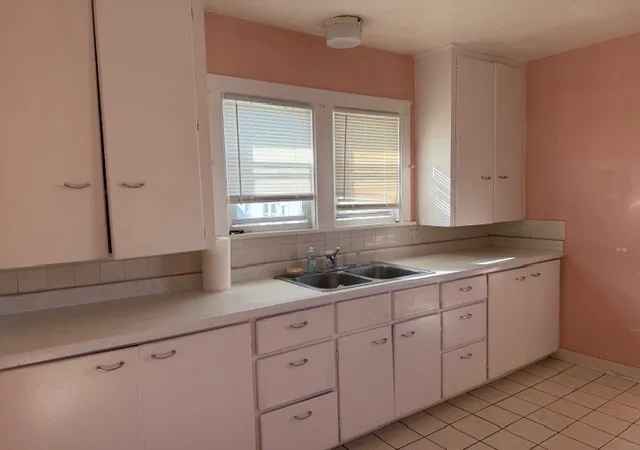 Photo 4 of Single family home for sale at 1523 N Raynor Ave, Joliet, IL 60435 | MLS# 12790563 | Listing updated on 2026-10-22
