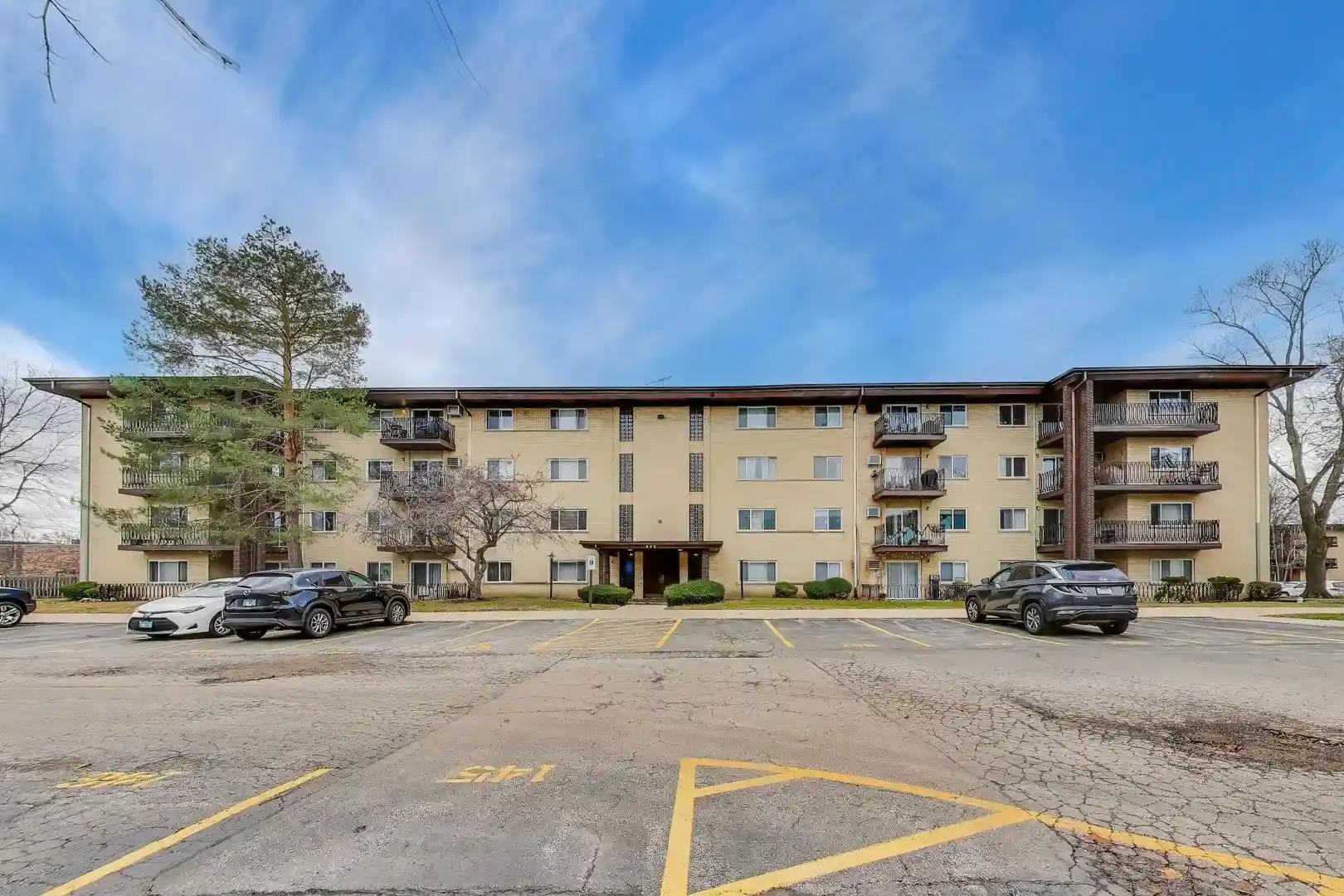 Listing Photo 1 - Condo for sale in 445 S Cleveland Ave located at 445 S Cleveland Ave, Arlington Heights, IL 60005 - Unit #302