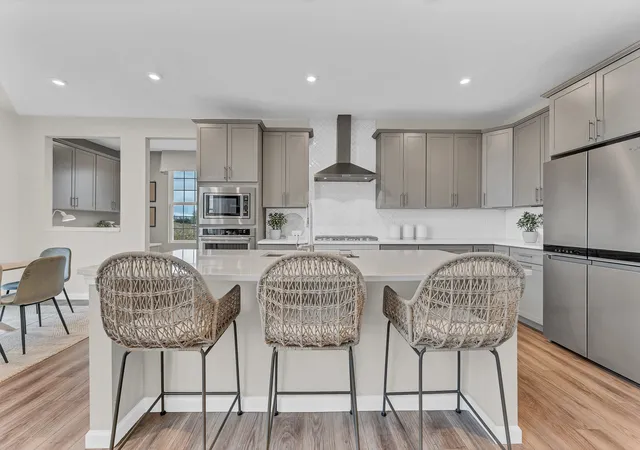 Photo 3 of Single family home for sale at 12585 Eileen St, Lemont, IL 60439 | MLS# 12790582 | Listing updated on 2026-10-21