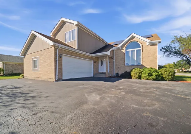 Photo 1 of Single family home for sale at 20104 Marlin Ave, Lynwood, IL 60411 | MLS# 12790610 | Listing updated on 2026-10-23