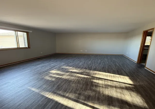 Photo 4 of Single family home for sale at 16513 Haven Ave, Orland Hills, IL 60487 | MLS# 12790617 | Listing updated on 2026-10-21