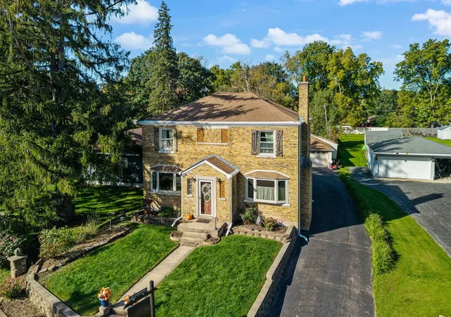 Photo 4 of Single family home for sale at 24790 W Clinton Ave, Round Lake, IL 60073 | MLS# 12790622 | Listing updated on 2026-10-23