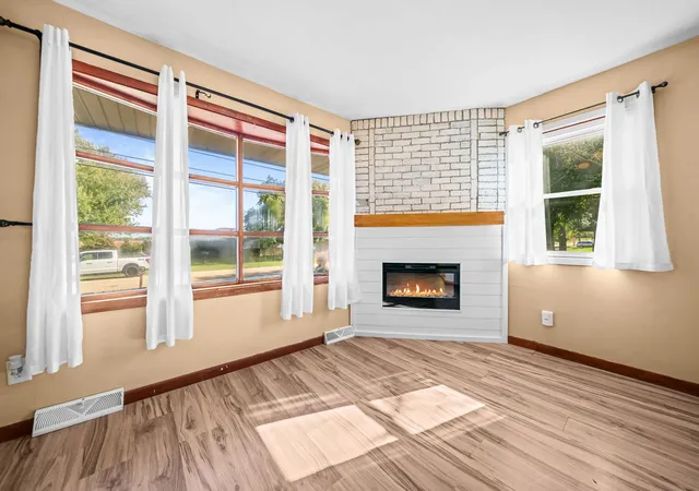 Photo 3 of Single family home for sale at 7380 N Oak Dr, Stillman Valley, IL 61084 | MLS# 12790623 | Listing updated on 2026-10-21