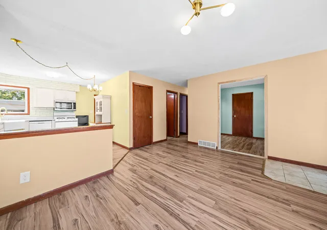 Photo 4 of Single family home for sale at 7380 N Oak Dr, Stillman Valley, IL 61084 | MLS# 12790623 | Listing updated on 2026-10-21