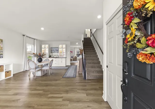 Photo 2 of Single family home for sale at 886 Canongate Ln, New Lenox, IL 60451 | MLS# 12790630 | Listing updated on 2026-10-23