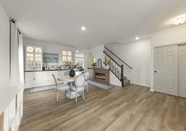 Photo 3 of Single family home for sale at 886 Canongate Ln, New Lenox, IL 60451 | MLS# 12790630 | Listing updated on 2026-10-23