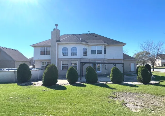 Photo 4 of Single family home for sale at 2078 Bluestem Pkwy, Lynwood, IL 60411 | MLS# 12790649 | Listing updated on 2026-10-22