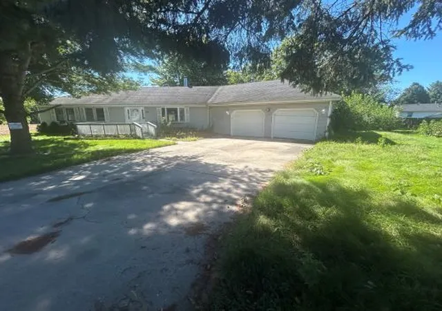 Photo 3 of Single family home for sale at 393 9th Street, Mazon, IL 60444 | MLS# 12790654 | Listing updated on 2026-10-23