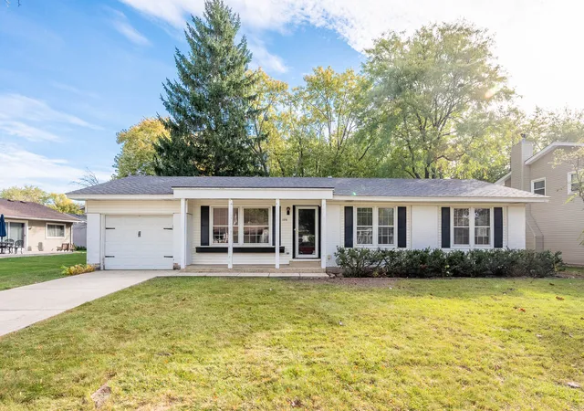 Single family home for sale at 1315 Carlisle Ave, Elk Grove Village, IL 60007 | MLS# 12790656