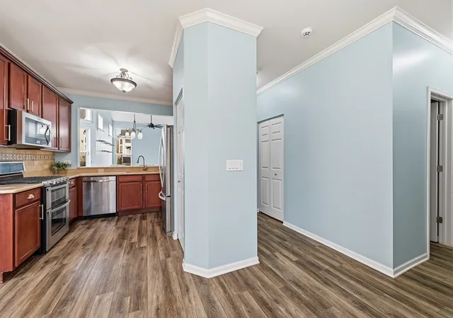 Photo 3 of House for sale at 934 Bluebell Cir, Joliet, IL 60431 | MLS# 12790684 | Listing updated on 2026-10-30