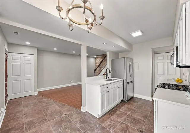 Photo 4 of Condo for sale at 193 Thomas Ct #B, Bartlett, IL 60103 | MLS# 12790714 | Listing updated on 2026-10-29