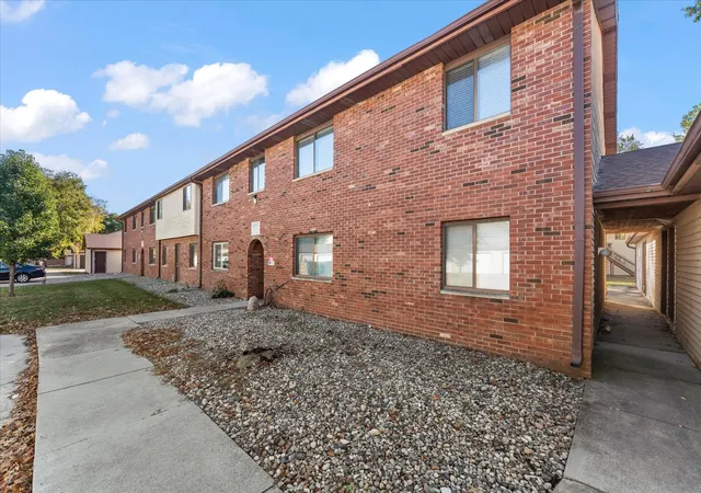 Photo 1 of Condo for sale at 1303 Brian Pl #8, Urbana, IL 61802 | MLS# 12790752 | Listing updated on 2026-10-22