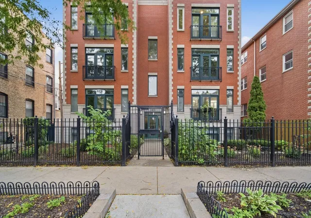 Photo 1 of Condo for sale at 3939 N Greenview Ave #GN, Chicago, IL 60613 | MLS# 12790763 | Listing updated on 2026-10-22