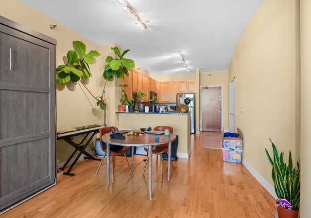 Photo 4 of Condo for sale at 1322 S Prairie Ave #1611, Chicago, IL 60605 | MLS# 12790765 | Listing updated on 2026-10-21
