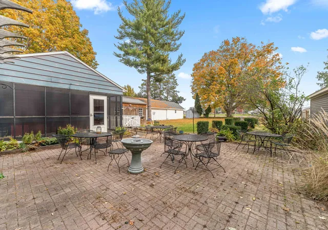 Photo 4 of Single family home for sale at 617 N Euclid Ave, Princeton, IL 61356 | MLS# 12790778 | Listing updated on 2026-10-28