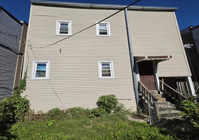 Photo 4 of Multi family home for sale at 4907 W Fulton St, Chicago, IL 60644 | MLS# 12790782 | Listing updated on 2026-10-29