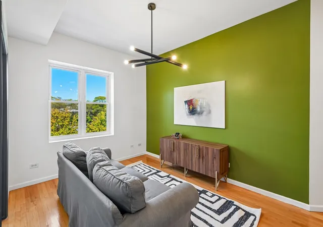 Photo 3 of Condo for sale at 1125 E 61st Street #3, Chicago, IL 60637 | MLS# 12790789 | Listing updated on 2026-10-27