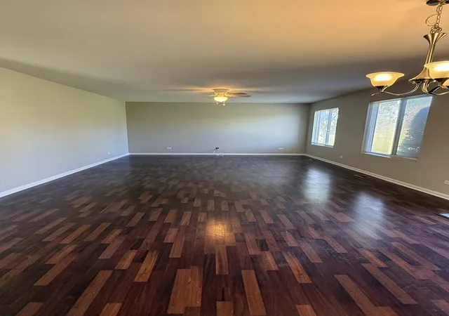 Photo 2 of Single family home for sale at 919 Valley Strm Dr, Pingree Grove, IL 60140 | MLS# 12790804 | Listing updated on 2026-10-21