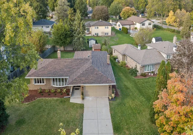 Single family home for sale at 418 Ridgeview St, Downers Grove, IL 60516 | MLS# 12790818