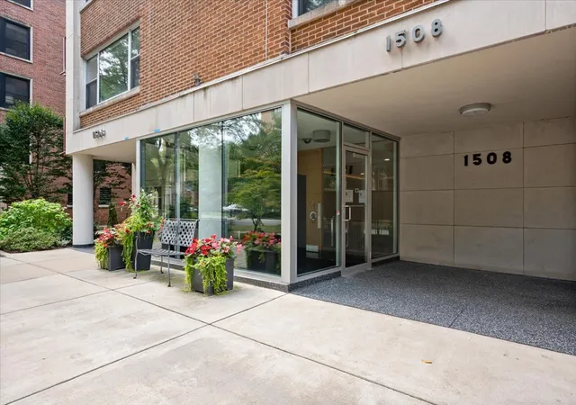 Photo 2 of Condo for sale at 1508 Hinman Ave #6C, Evanston, IL 60201 | MLS# 12790855 | Listing updated on 2026-10-22