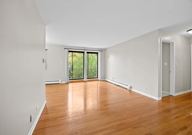 Photo 2 of Condo for sale at 7255 N Ridge Blvd #303, Chicago, IL 60645 | MLS# 12790857 | Listing updated on 2026-10-22