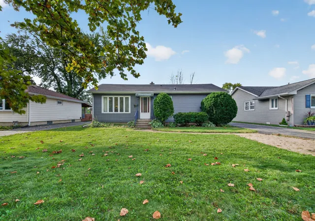 Single family home for sale at 583 E 4th Street, Lockport, IL 60441 | MLS# 12790865