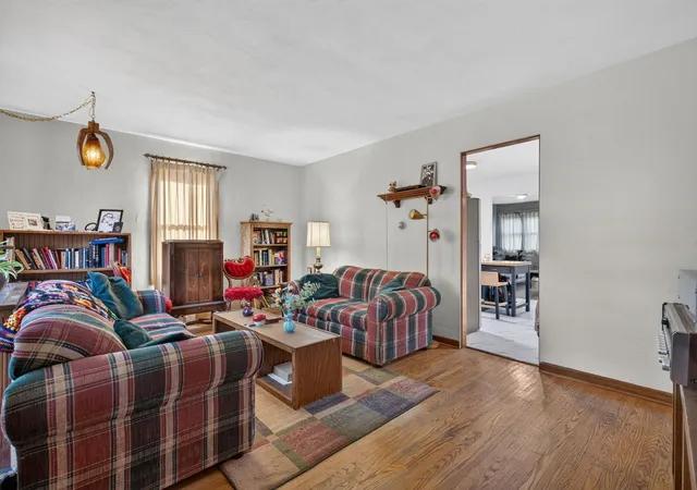 Photo 2 of Single family home for sale at 583 E 4th Street, Lockport, IL 60441 | MLS# 12790865 | Listing updated on 2026-10-28