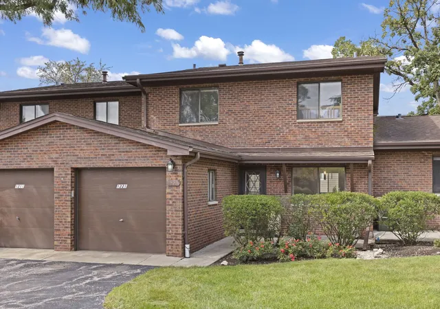 Photo 1 of Townhouse for sale at 1221 Geneva Ln, Lake Zurich, IL 60047 | MLS# 12790906 | Listing updated on 2026-10-22