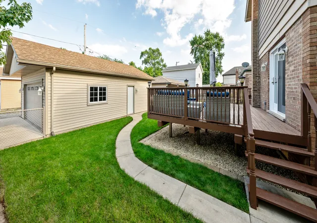 Photo 3 of Single family home for sale at 11001 S Ridgeway Ave, Chicago, IL 60655 | MLS# 12790912 | Listing updated on 2026-10-22