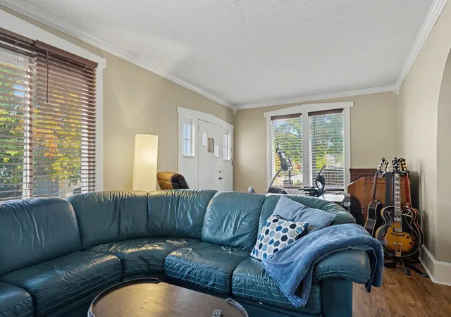 Photo 4 of Single family home for sale at 1106 W Taylor St, Bloomington, IL 61701 | MLS# 12790914 | Listing updated on 2026-10-27