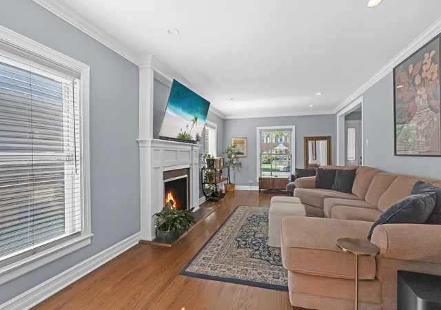 Photo 3 of Single family home for sale at 9415 S Hamilton Ave, Chicago, IL 60643 | MLS# 12790921 | Listing updated on 2026-10-29