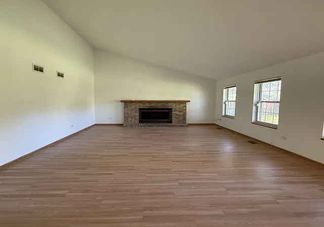 Photo 3 of Single family home for sale at 3766 Atlantic Ave, Gurnee, IL 60031 | MLS# 12790926 | Listing updated on 2026-10-23