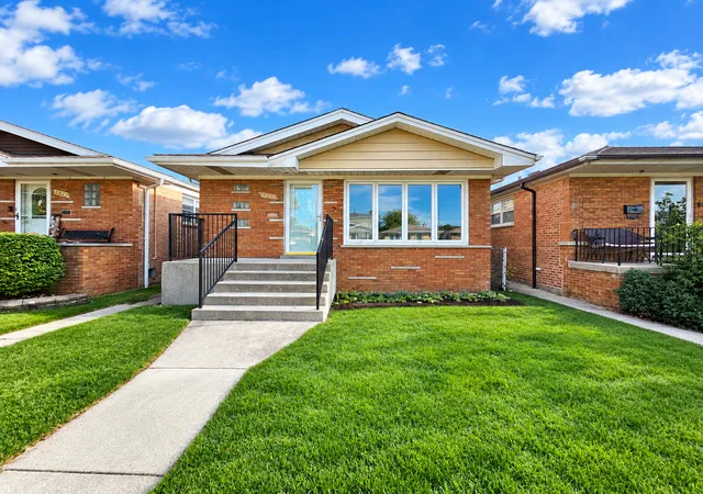 Photo 2 of Single family home for sale at 6831 W 64th Street, Chicago, IL 60638 | MLS# 12790935 | Listing updated on 2026-10-23