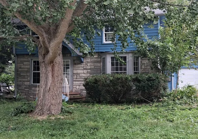 Photo 1 of Single family home for sale at 414 Nw 2nd Avenue, Aledo, IL 61231 | MLS# 12790963 | Listing updated on 2026-10-23