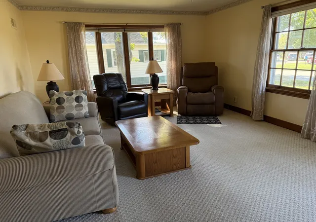 Photo 3 of Single family home for sale at 1456 Chartres St, La Salle, IL 61301 | MLS# 12790975 | Listing updated on 2026-10-21