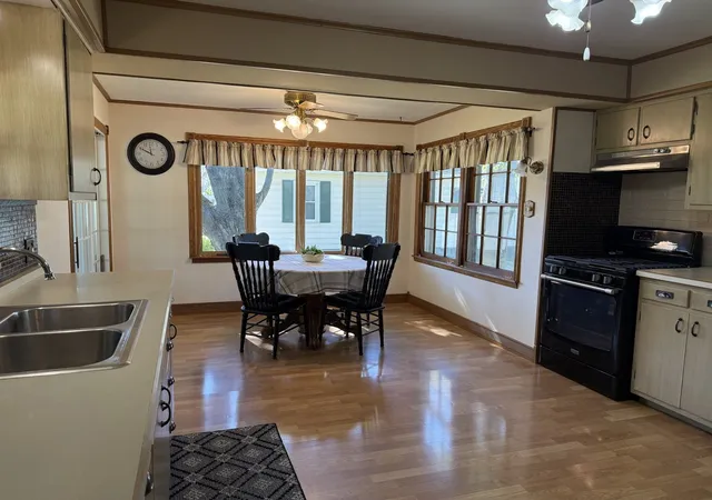 Photo 4 of Single family home for sale at 1456 Chartres St, La Salle, IL 61301 | MLS# 12790975 | Listing updated on 2026-10-21