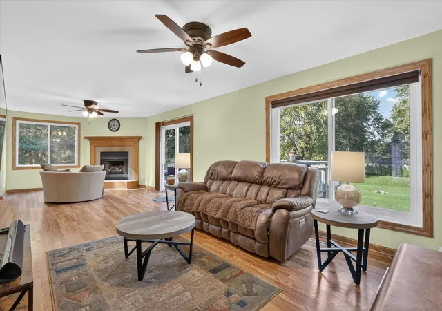 Photo 4 of Single family home for sale at 8085 Clearview Dr, Rockford, IL 61102 | MLS# 12790987 | Listing updated on 2026-10-24