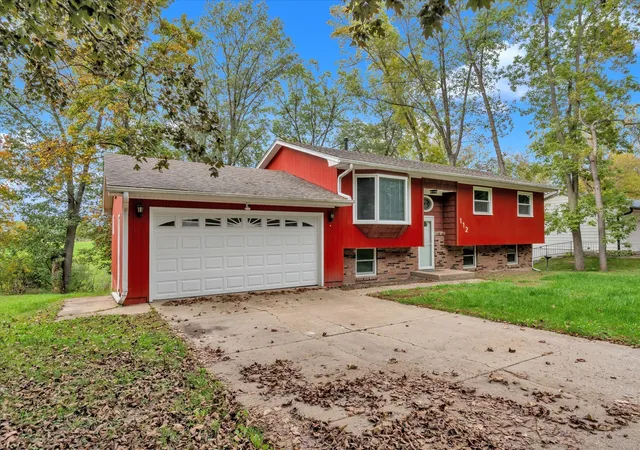 Photo 1 of Single family home for sale at 112 Hillcrest Dr, Geneseo, IL 61254 | MLS# 12791014 | Listing updated on 2026-10-28