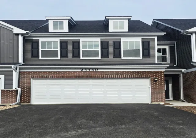 Townhouse for sale at 24450 W Alexis Ln, Plainfield, IL 60585 | MLS# 12791023