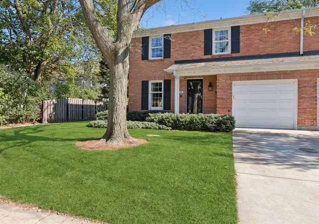 Photo 1 of Townhouse for sale at 516 Ridge Rd, Wilmette, IL 60091 | MLS# 12791040 | Listing updated on 2026-10-24