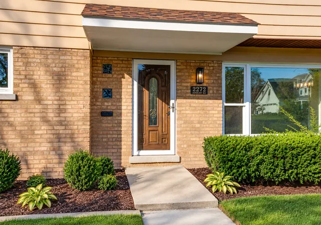 Photo 2 of Single family home for sale at 2272 Asbury Rd, Northbrook, IL 60062 | MLS# 12791046 | Listing updated on 2026-10-22