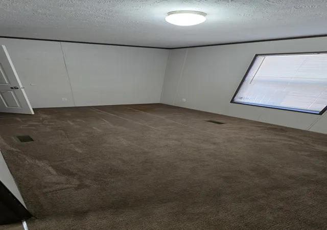 Photo 14 of Manufactured home for sale at 126 N Commercial St, Centralia, IL 62801 | MLS# 12791058 | Listing updated on 2026-10-27