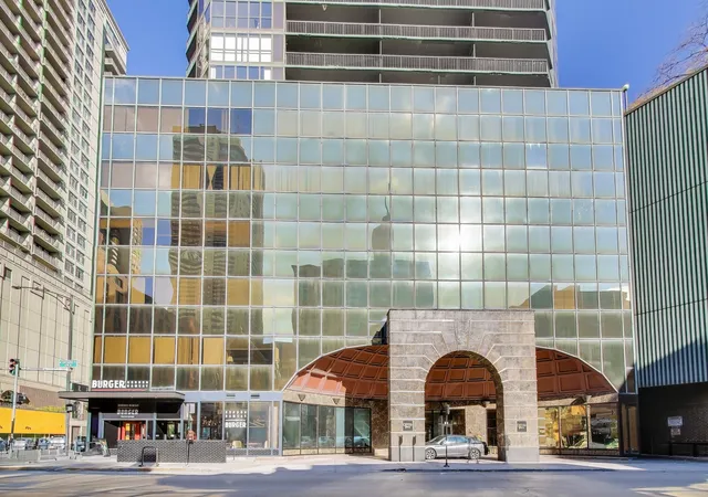 Photo 2 of Condo for sale at 10 E Ontario St #1506, Chicago, IL 60611 | MLS# 12791136 | Listing updated on 2026-10-28