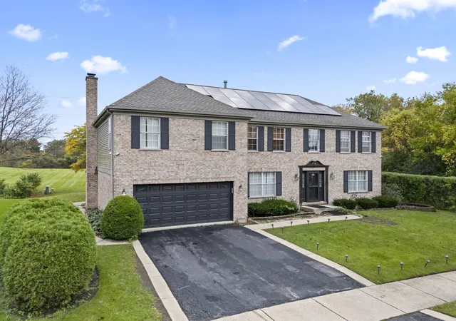 Photo 1 of Single family home for sale at 1381 Callen Ln, Des Plaines, IL 60016 | MLS# 12791179 | Listing updated on 2026-10-22