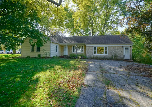 Photo 1 of Multi family home for sale at 2119 Sandy Holw Rd, Rockford, IL 61109 | MLS# 12791183 | Listing updated on 2026-10-22