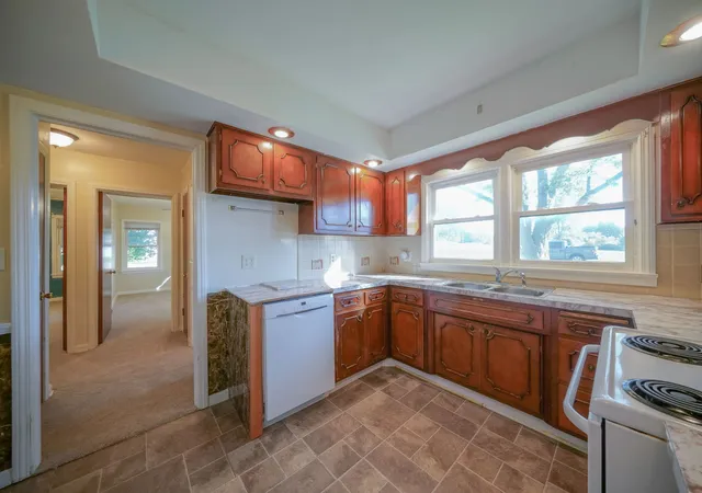 Photo 3 of Multi family home for sale at 2119 Sandy Holw Rd, Rockford, IL 61109 | MLS# 12791183 | Listing updated on 2026-10-22