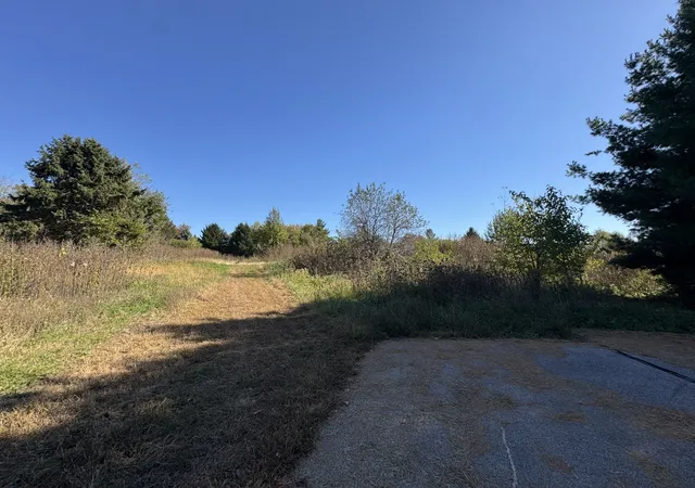 Photo 3 of Land for sale at 41w815 Laurel Dr, St. Charles, IL 60175 | MLS# 12791210 | Listing updated on 2026-10-27