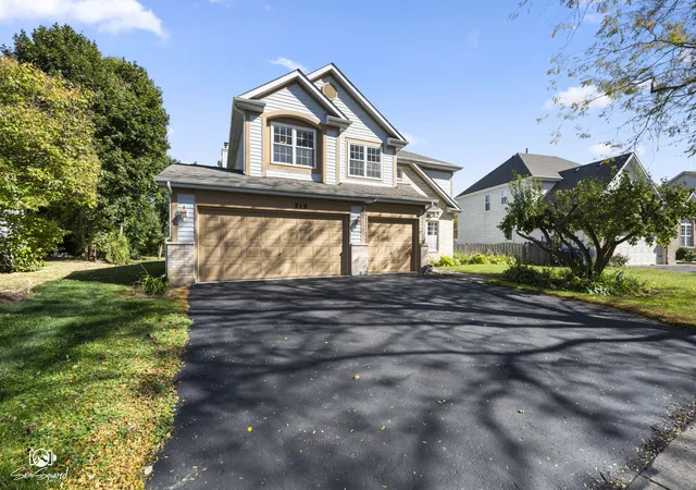 Photo 1 of Single family home for sale at 539 Capital Ln, Gurnee, IL 60031 | MLS# 12791230 | Listing updated on 2026-10-23